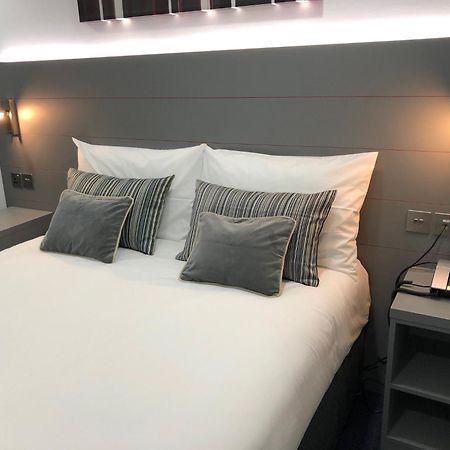Ilford Hotel Goodmayes Eksteriør billede
