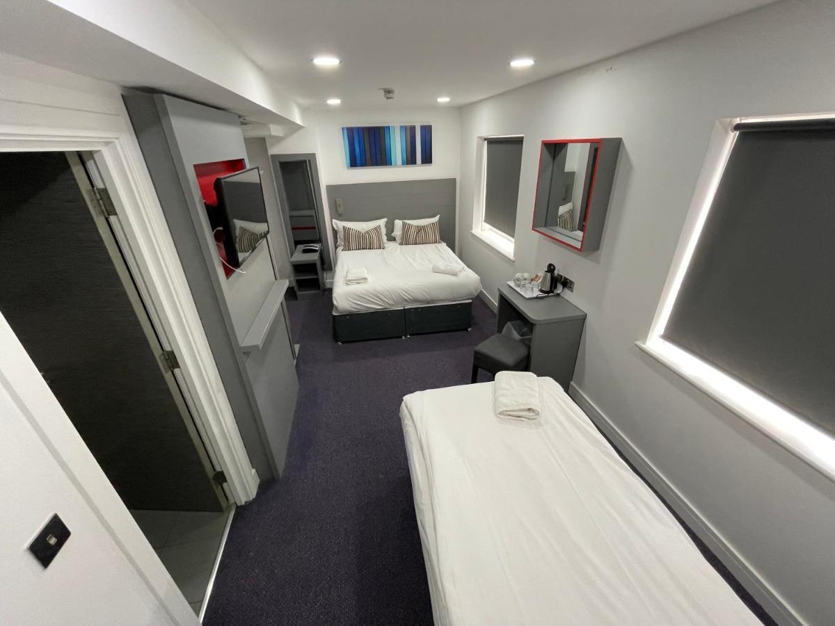 Ilford Hotel Goodmayes Eksteriør billede