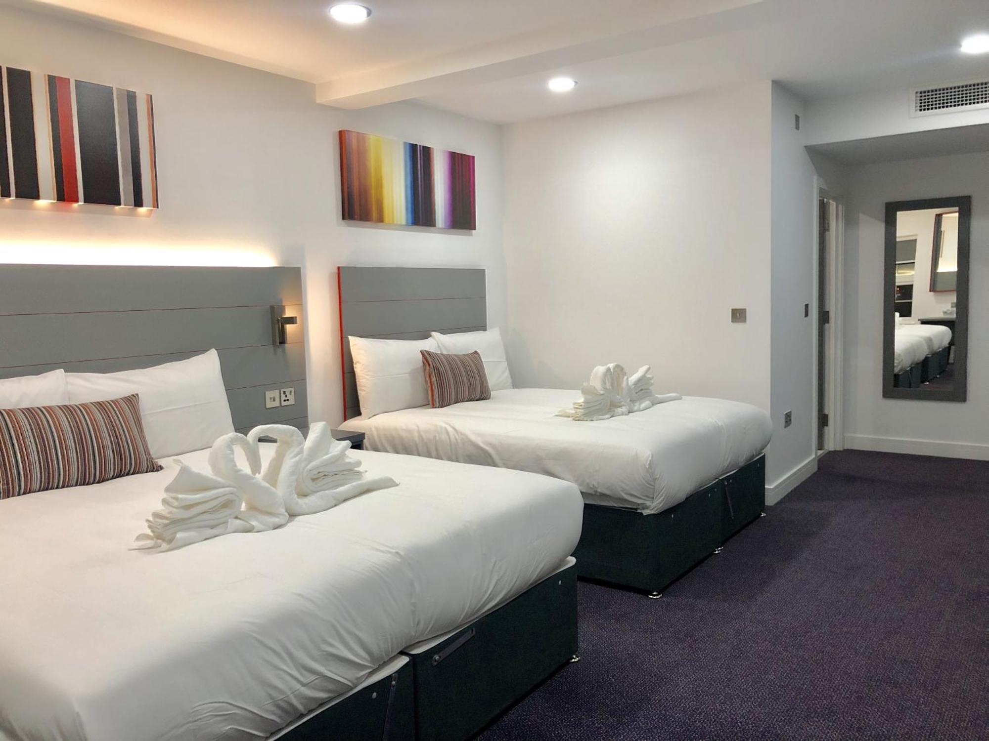 Ilford Hotel Goodmayes Eksteriør billede